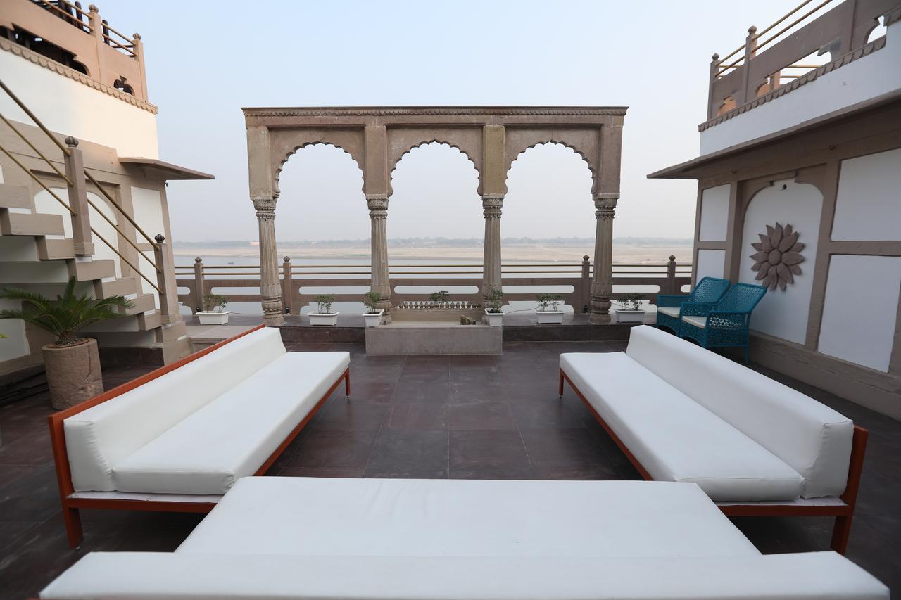 Guleria Kothi At Ganges Hotel Varanasi Exterior photo