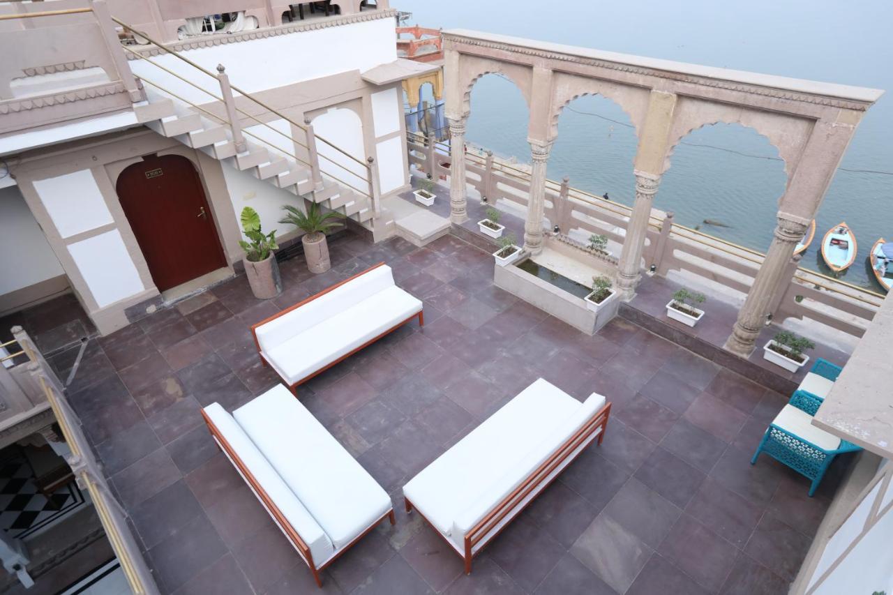 Guleria Kothi At Ganges Hotel Varanasi Exterior photo